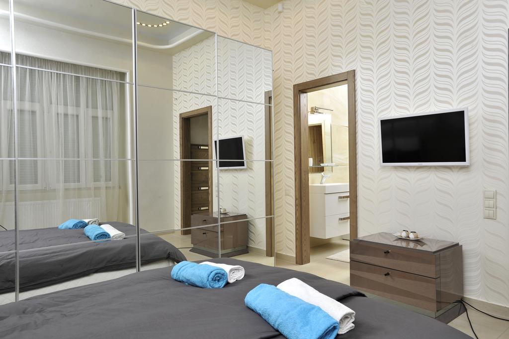 Basilica Grand Luxury In The Historic Center Lejlighed Budapest Værelse billede